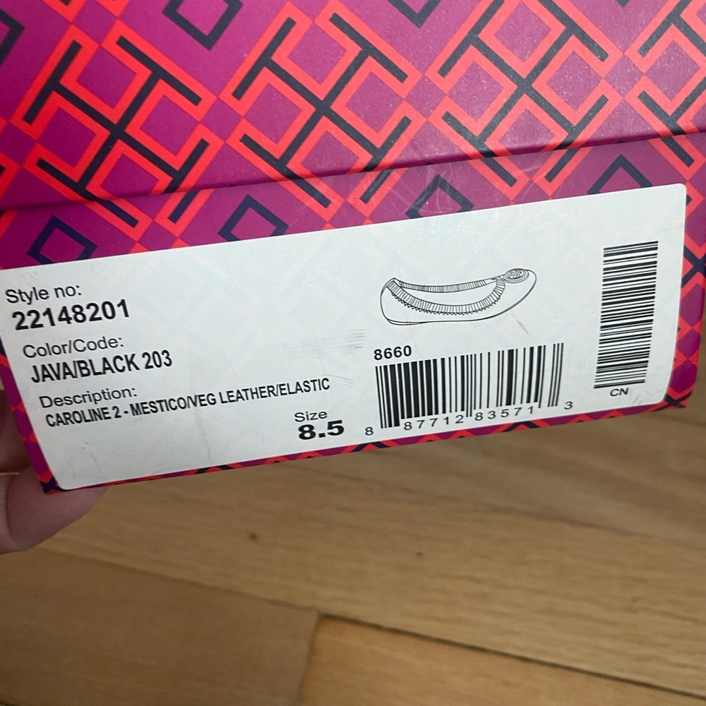 Tory Burch Caroline - Picture 7 of 9